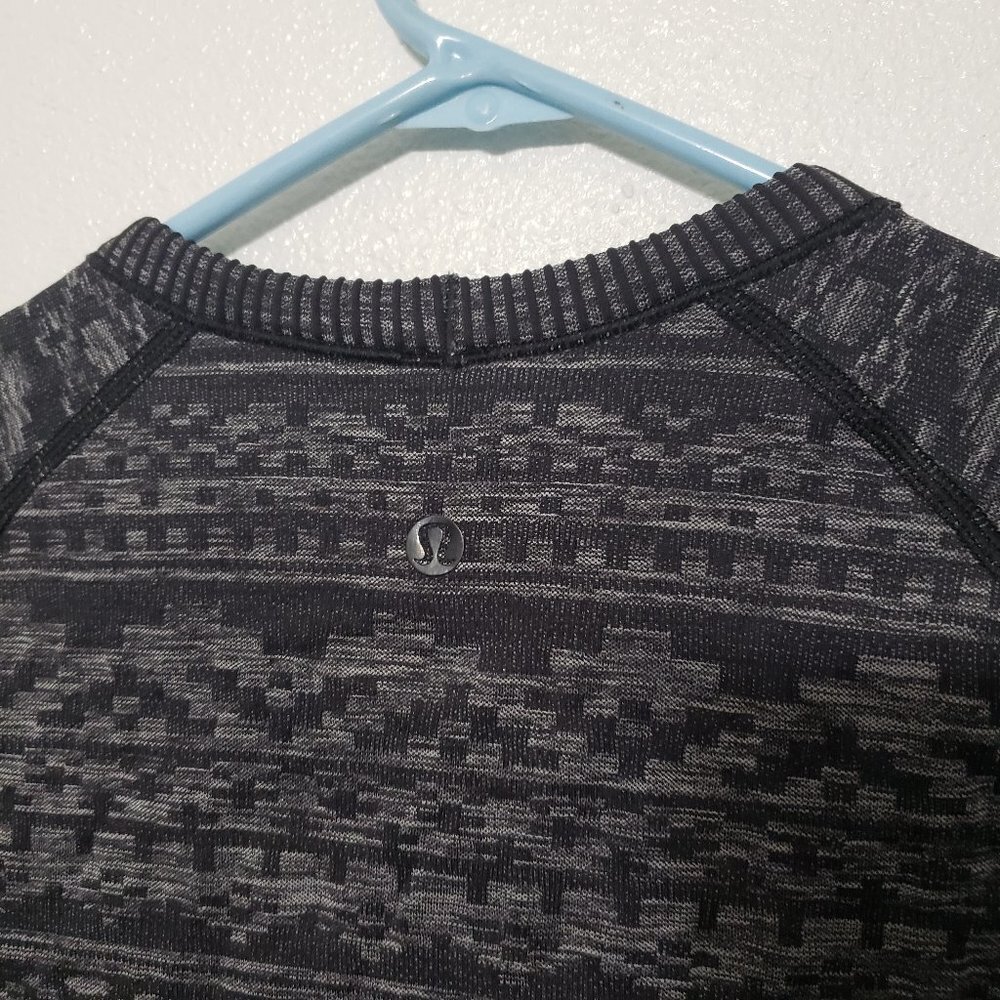 Lululemon Rest Less Pullover - Picture 10 of 11